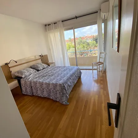 Appartement - T3 - 2 - 5 Personnes - Garage - Clim - Port à 300 M Fréjus